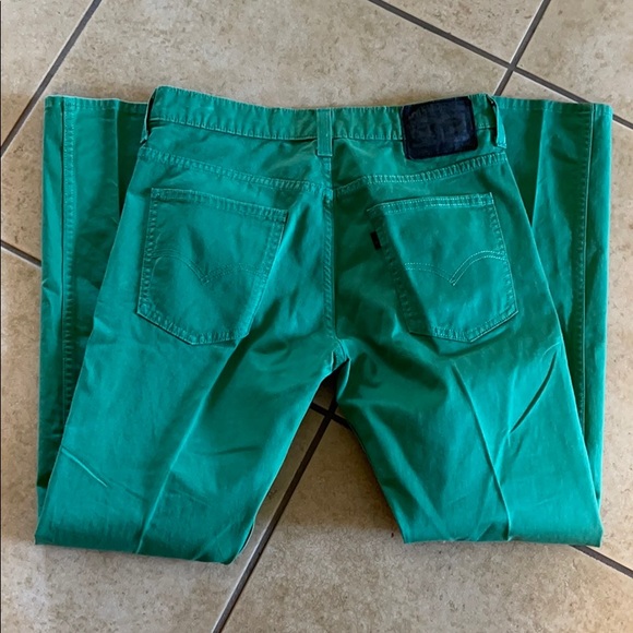 LEVIS - Picture 2 of 4